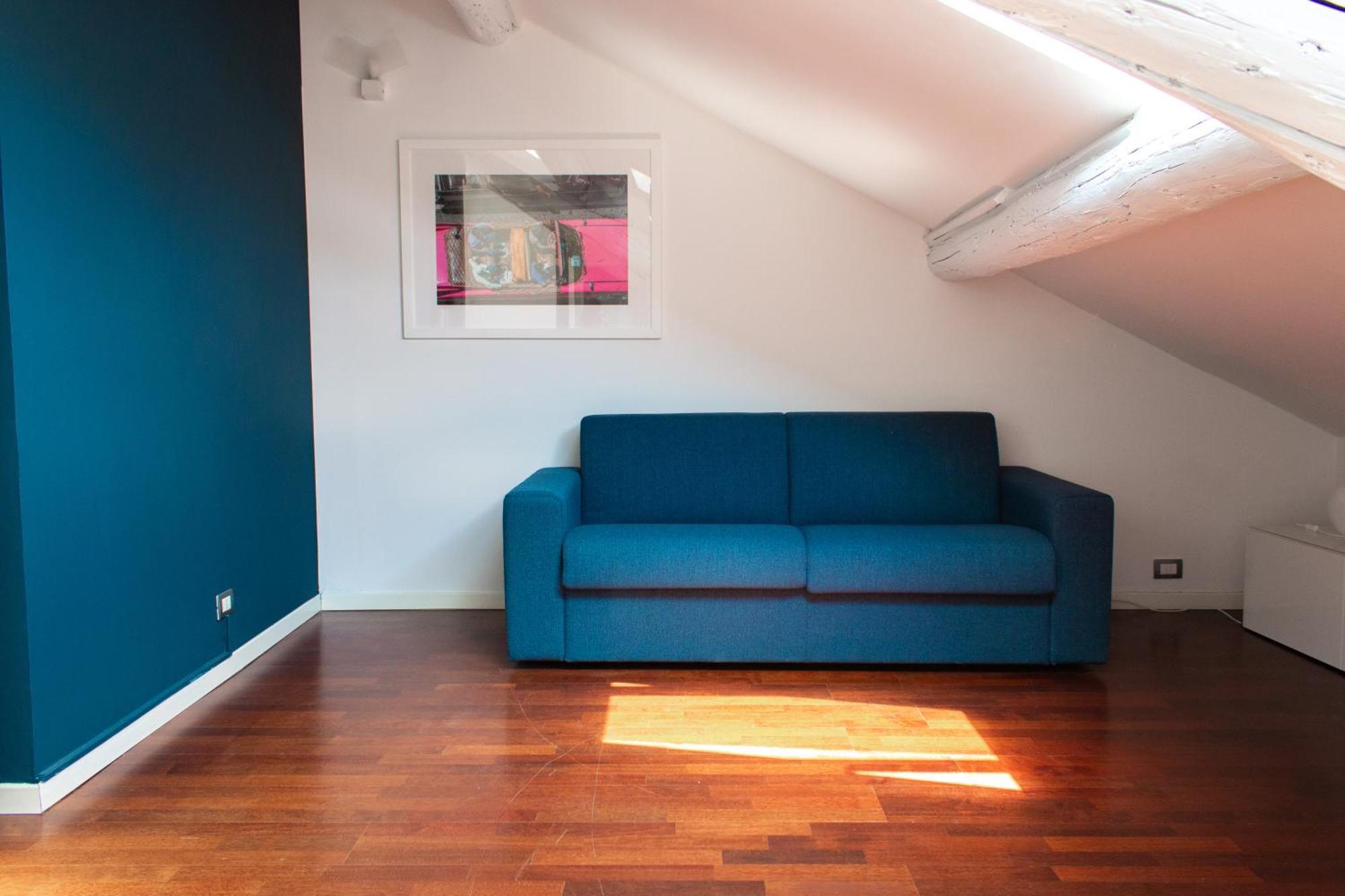 Cozy Attic Recently Renovated Appartamento