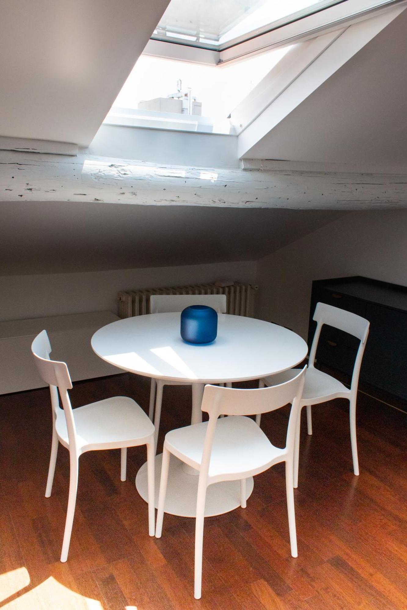 Cozy Attic Recently Renovated Appartamento *